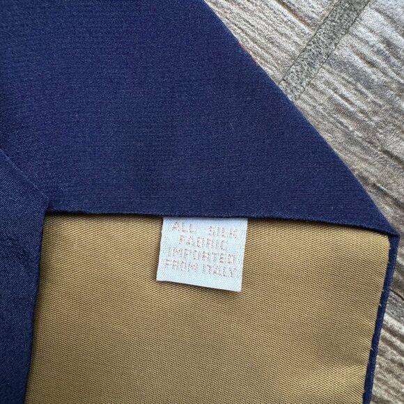 2/$18 SALE! Perry Ellis Handmade Silk Tie Tropical Bird Design Mens Blue Birds - Picture 4 of 8